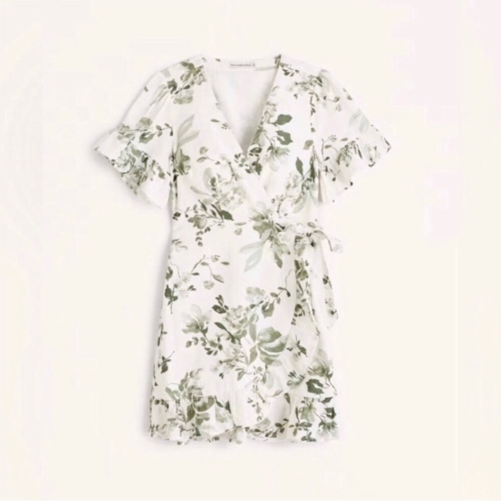 NWT Abercrombie & Fitch Angel Sleeve Wrap Mini Dress - Size Small Petite
